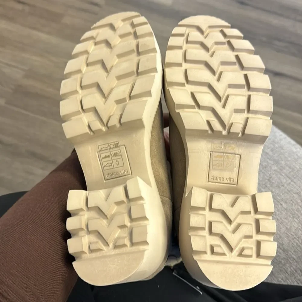 Dolce Vita Hawk H20 Wide Booties Size 8 Taupe/Tan Color